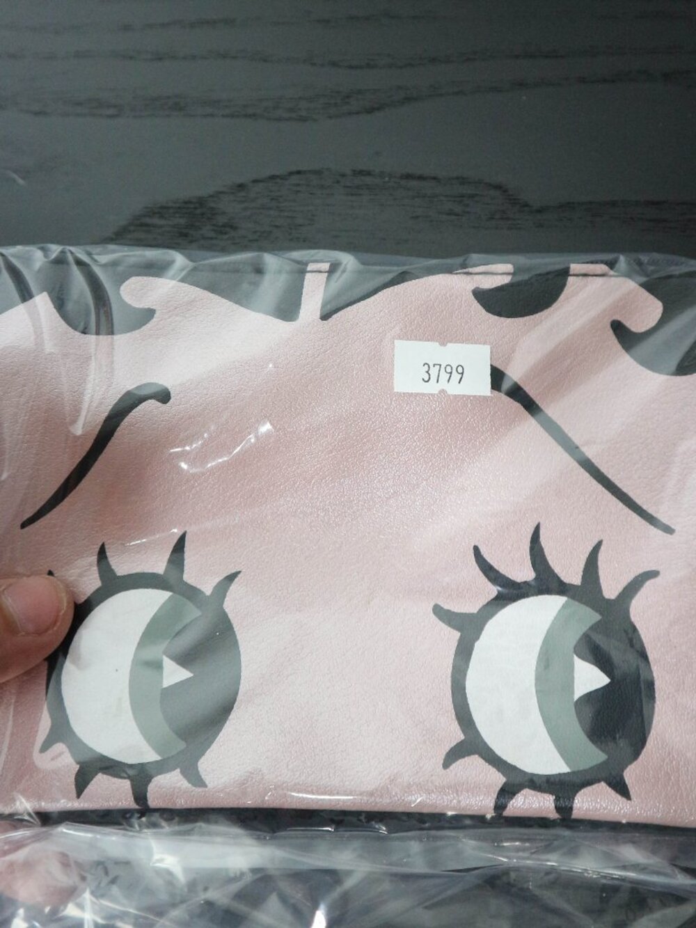 Betty Boop Vintage Cartoon Style Coin Purse - Picture 5 of 5